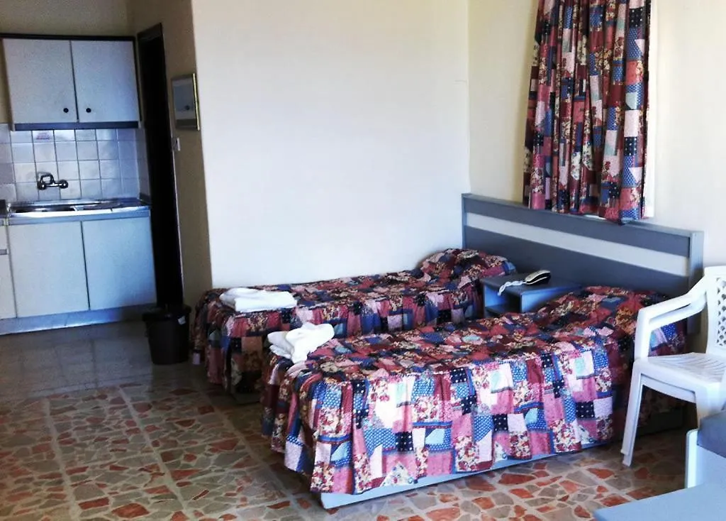 Clover Holiday Complex Qawra Malta